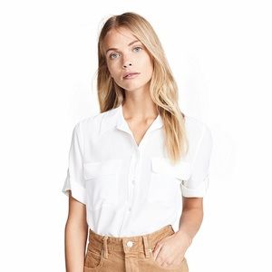 Equipment Short Sleeve Slim Signature blouse